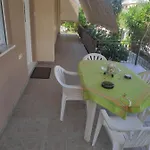 κεντρικό, ανετο και ευρύχωρο *