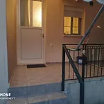 κεντρικό, ανετο και ευρύχωρο * 카메나불라