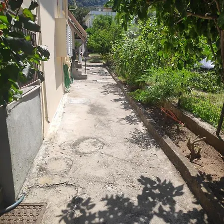κεντρικό, ανετο και ευρύχωρο Kamena Vourla