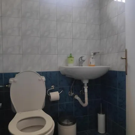 κεντρικό, ανετο και ευρύχωρο * Kamena Vourla